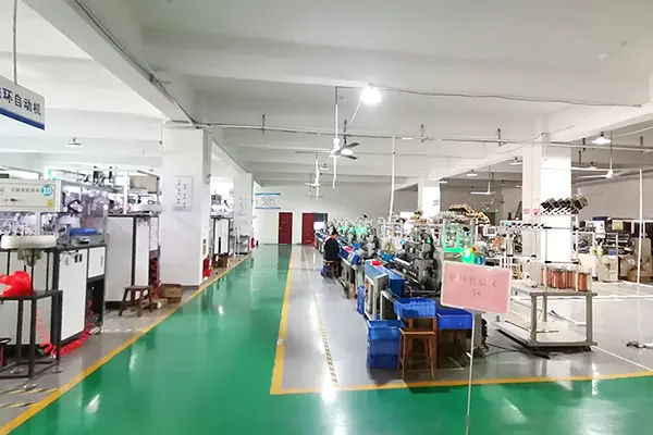 Ang teknolohiya ng high-frequency na transformer ay sumailalim sa mga makabuluhang pag-unlad, at ang mga amorphous nano magnetic core ay may mahalagang papel sa pagpapahusay ng kahusayan ng enerhiya ng mga bagong pinagkukunan ng enerhiya.